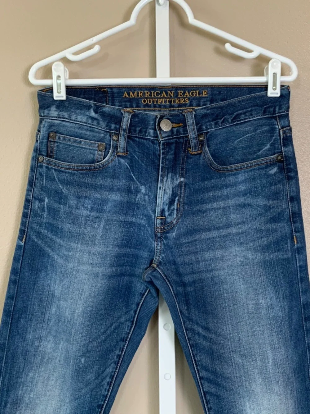 American Eagle Distressed Wash Slim Jeans
